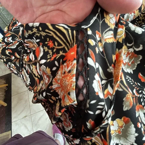 Pull over blouse - Picture 12 of 12